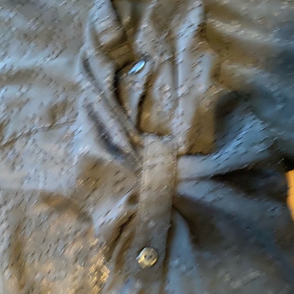 Black Rainn button up - Picture 5 of 7